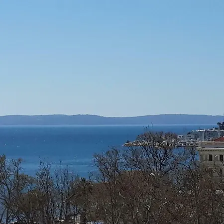 Apartment Old Town With Sea View